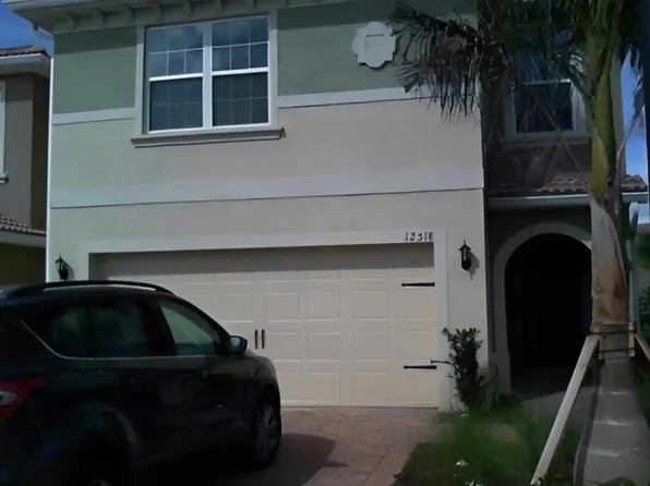 12518 Laurel Cove Dr, Fort Myers, FL 33913