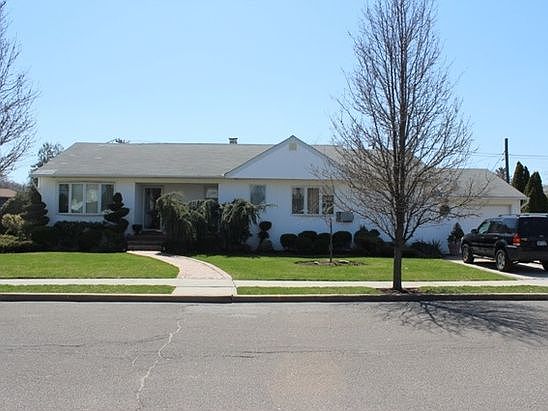 1st image of 673 Byron Ave