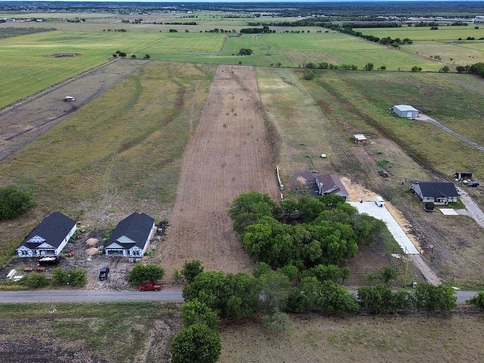 2nd image of 790 Section House Rd