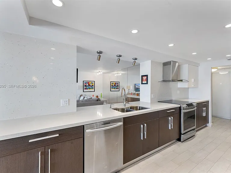5100 N Ocean Blvd #916 — Photo 14