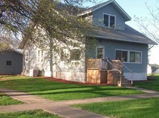101 2nd St, Elliott, IA 51532