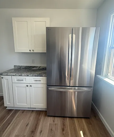 366 W South St — Photo 17