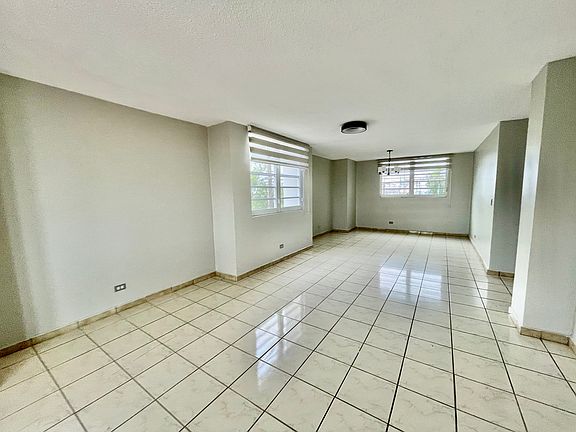 2nd image of 1201 Miramar Tower