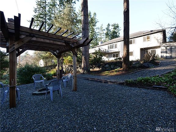 3rd image of 2055 NE Marina Vista Ct