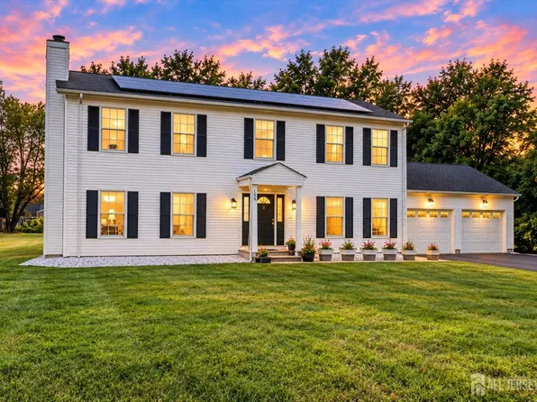 154 Dutton St, Somerset, NJ 08873