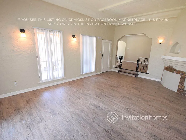 8947 S Denker Ave — Photo 2