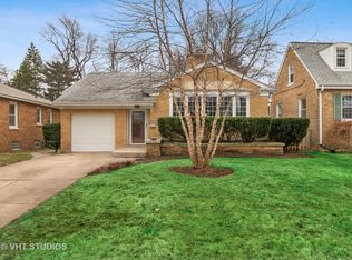 543 Selborne Rd, Riverside, IL 60546