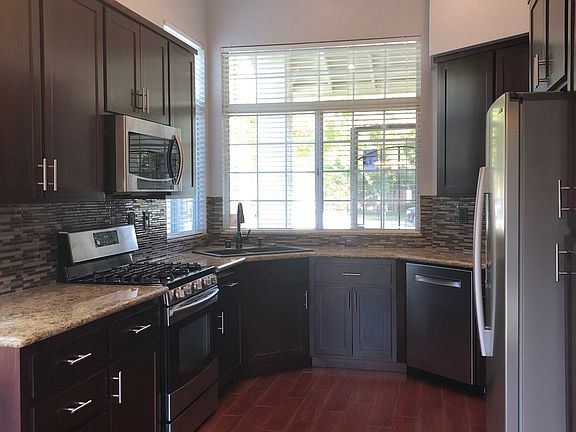 4th image of 7677 Auburn Ridge Ct
