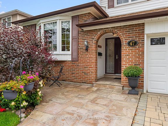 4th image of 47 Pepper Tree Dr