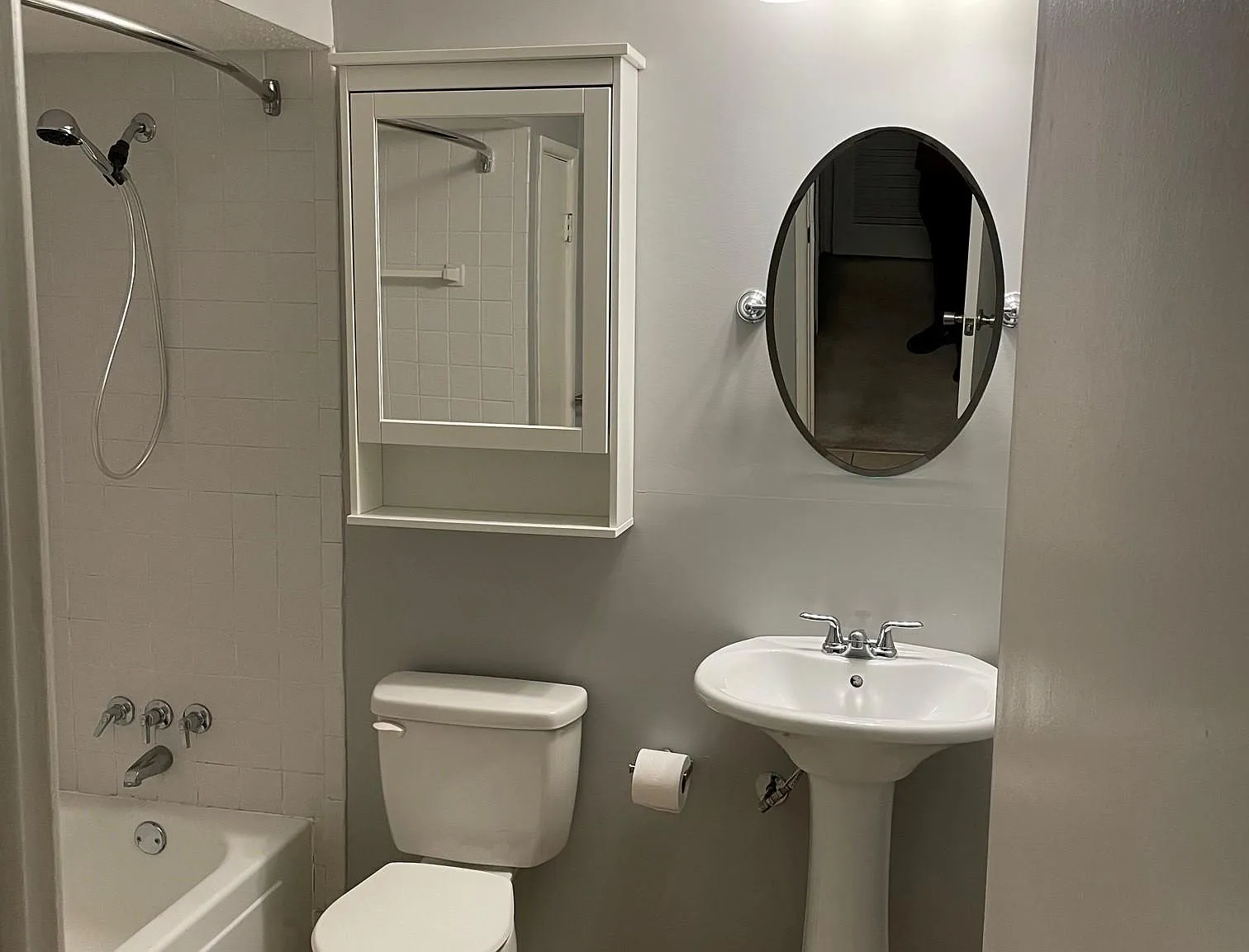 2 bed, 1065 sqft, $1,600 — Photo 4