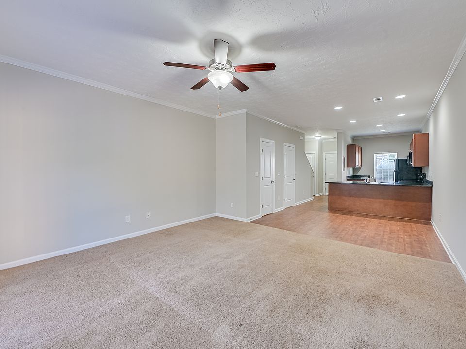 2 Bedroom: Living Room