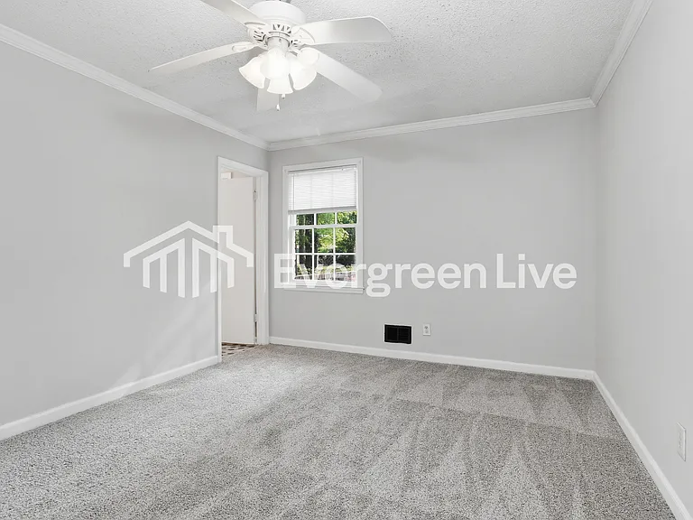 2129 Mary Hill Dr — Photo 11