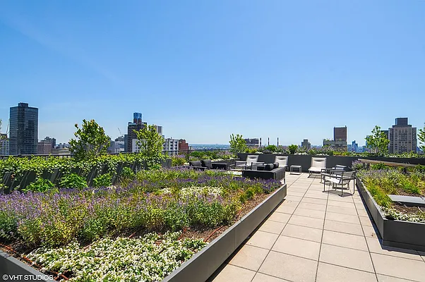 Sold by Corcoran | media 14