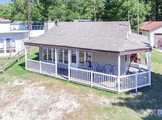 1750 N Shore Dr, Mears, MI 49436