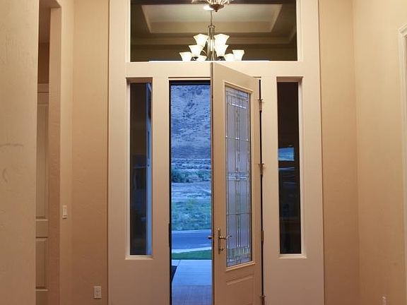 2nd image of 1375 Kensington Way