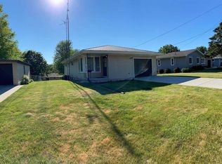 1508 Sandy Ln, Watertown, WI 53098