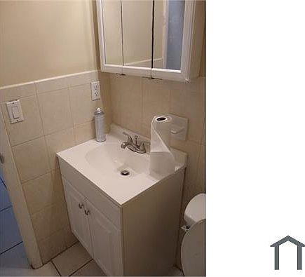 5th image of 3701 NW 78th Ln #1