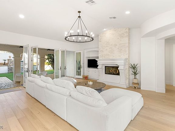 4th image of 3273 Birchwood Park Cir