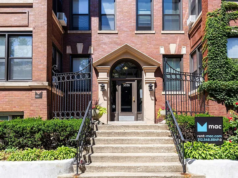 5336-5338 S. Hyde Park Boulevard — Photo 9