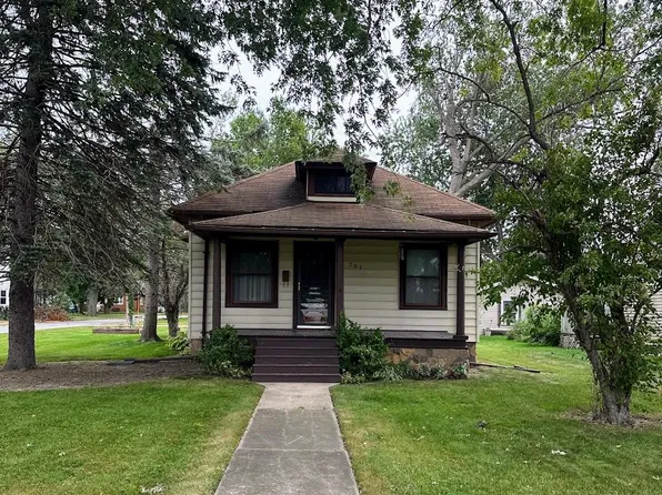 201 S 8th St, Chesterton, IN 46304