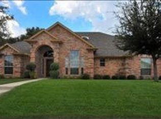 2008 Maplewood Dr, Granbury, TX 76087