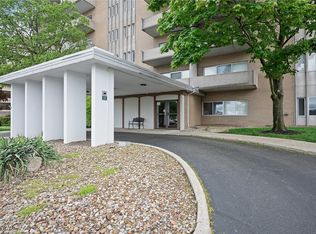 3167 Linden Rd APT 610, Rocky River, OH