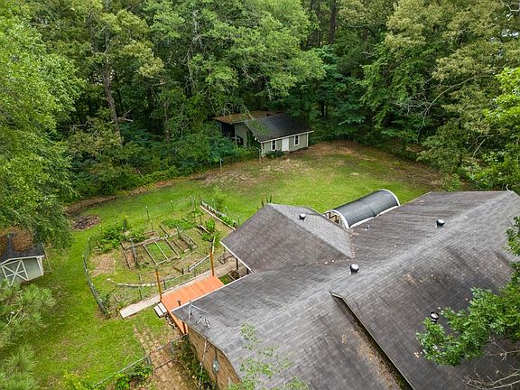 3rd image of 1586 Handy Rd