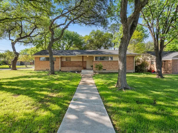 3636 Waldorf Dr, Dallas, TX 75229