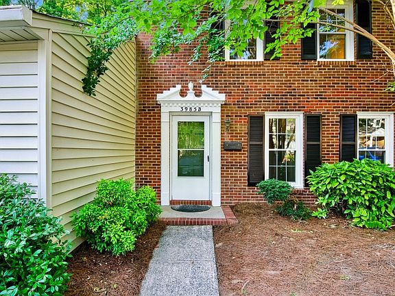 2nd image of 3985 E Valley Ct #B
