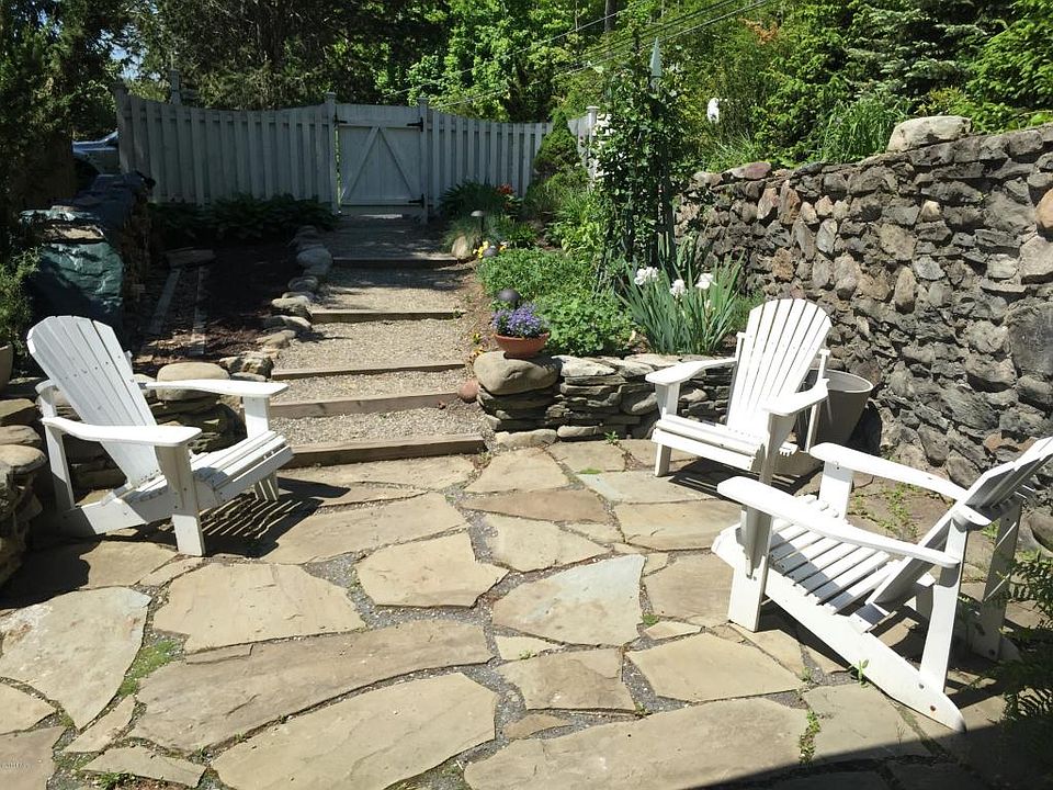 709 7th St Milford PA Zillow