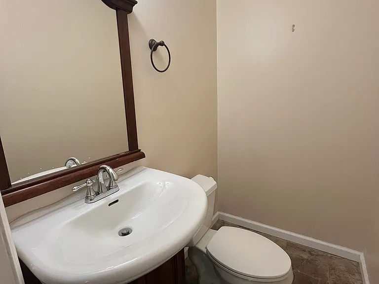 235 Corinth Ct — Photo 13