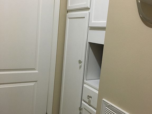 5th image of 235 Sunshine Dr