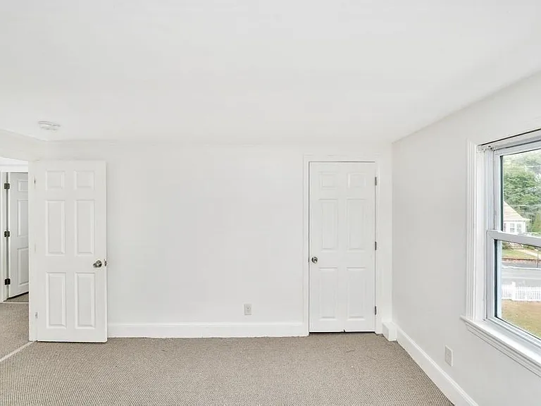 134 Brookside Ave #1L — Photo 6