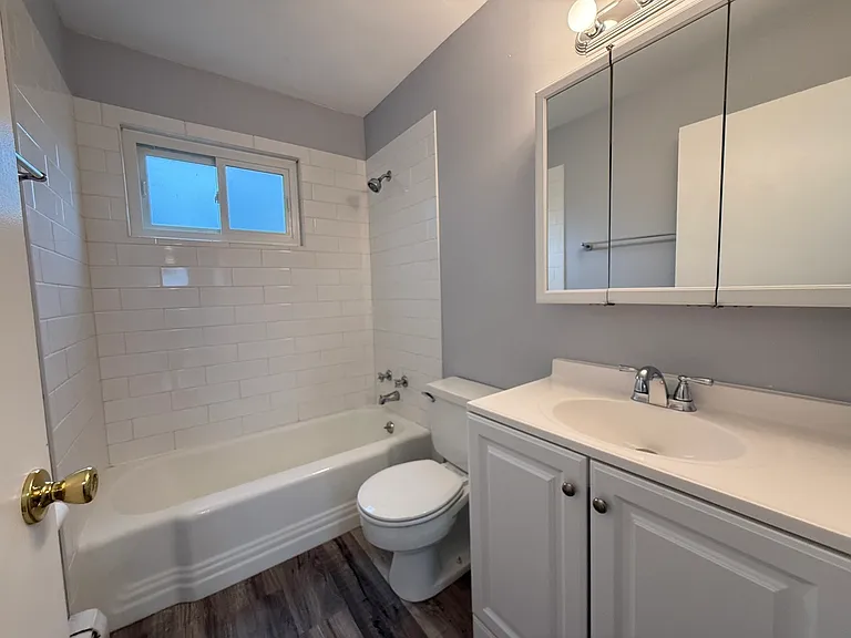 575 Berry Ave #2B — Photo 3