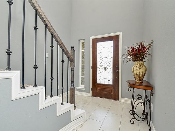 4th image of 7638 Bronze Trail Dr