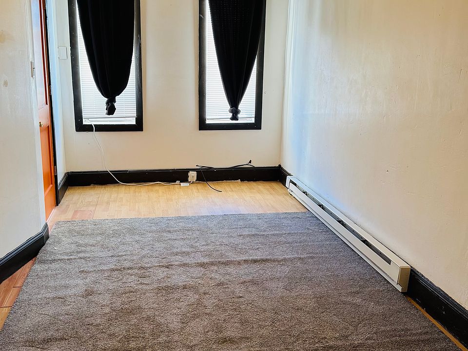 1st image of 2354 N 15th St #1