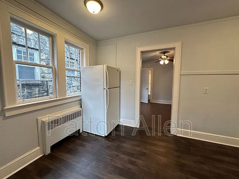 60 Flint St #7 — Photo 7