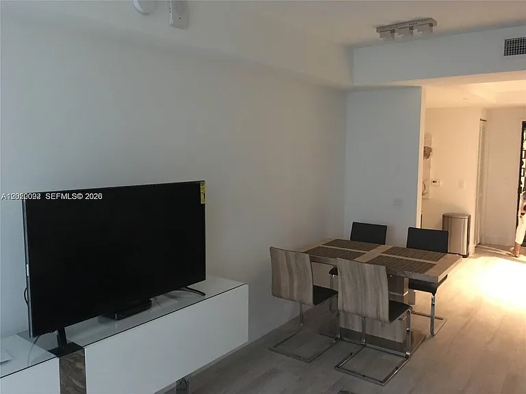 121 NE 34th St #2203 — Photo 9