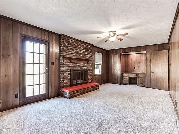 4th image of 2634 Hickory Valley Dr