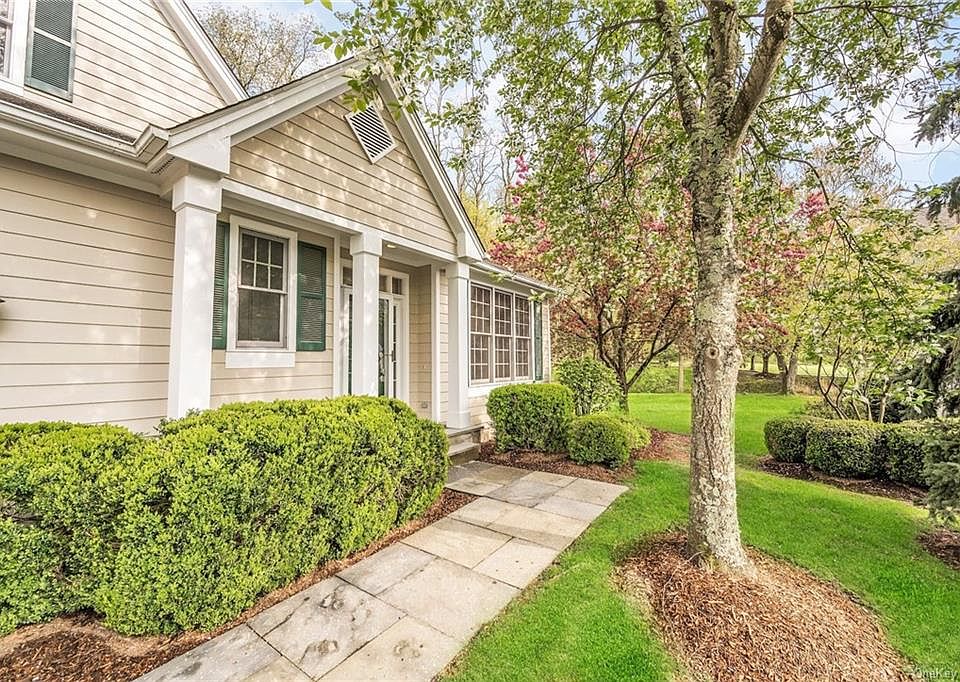 39 Weavers Hill, Mount Kisco, NY 10549 Zillow