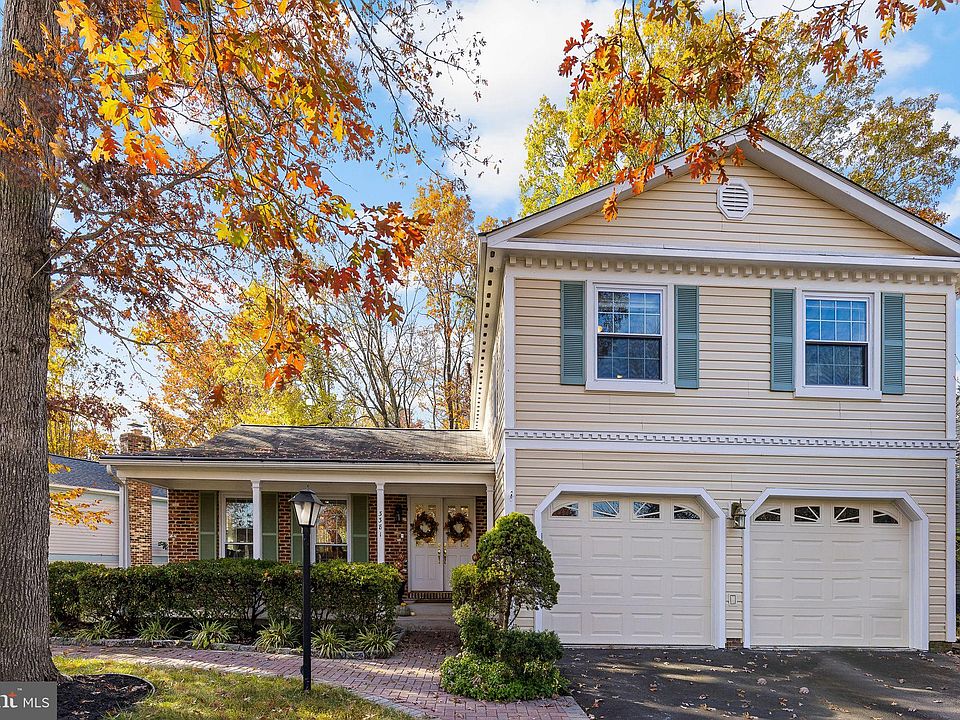 2nd image of 3381 Flint Hill Pl