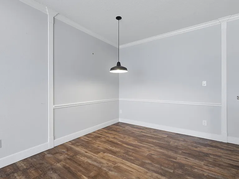 239 Navarro Dr — Photo 10