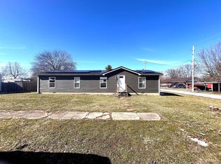 69 E College St, New Vienna, OH 45159