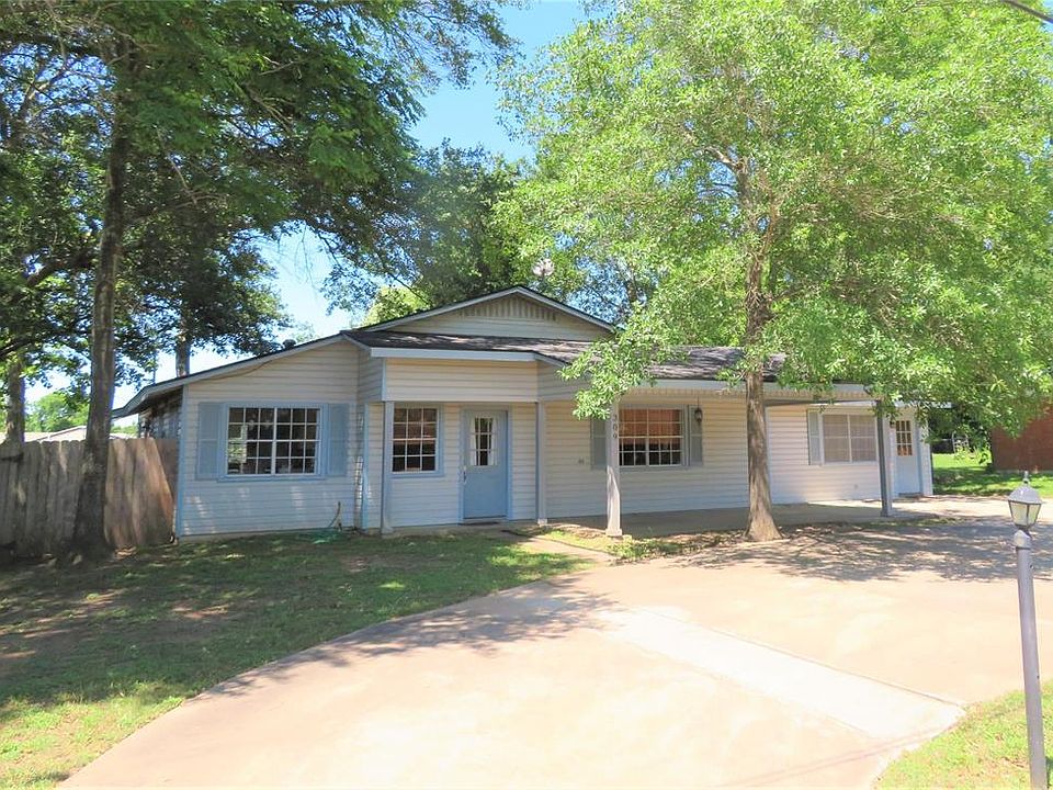 1st image of 309 Giddings Ln
