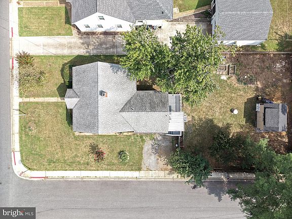5th image of 1311 President St