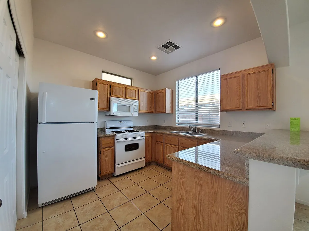 Building Photo - 8203 Laredo St