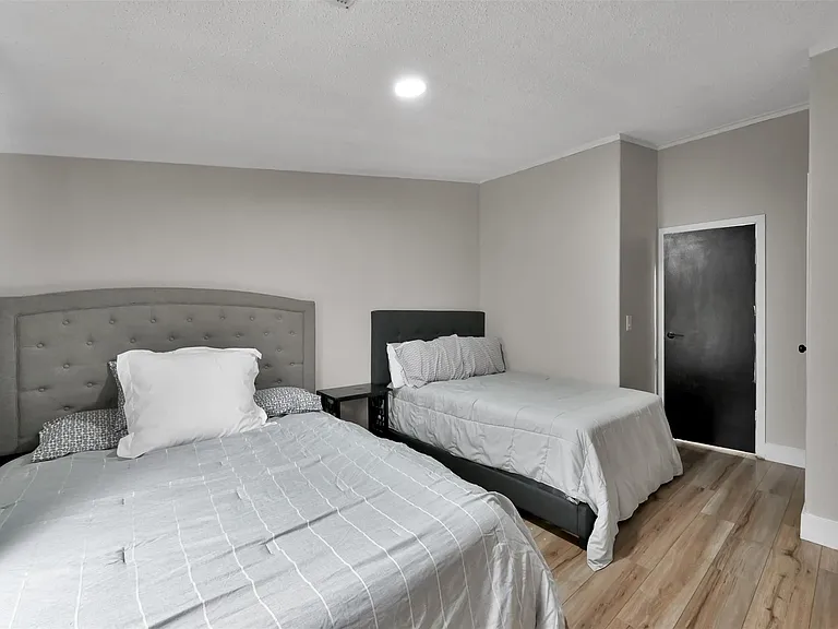 22603 Tuwa Rd — Photo 25