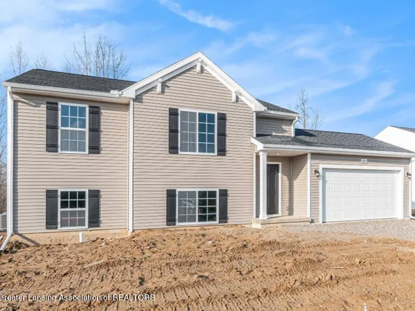 4415 Sunset Dr, Potterville, MI 48876