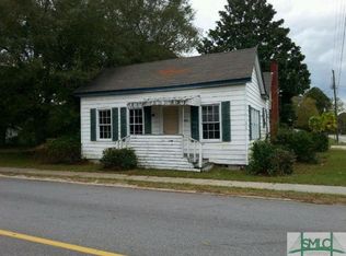 302 S Main St, Pembroke, GA 31321