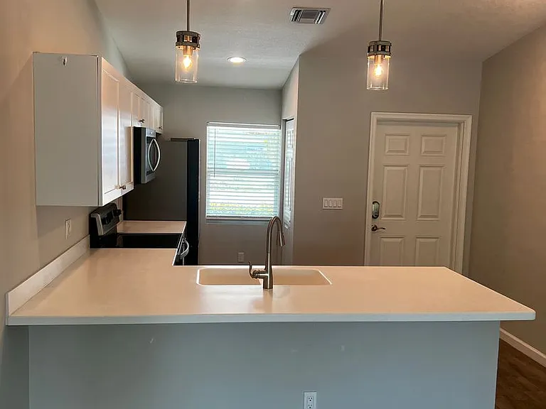 2277 SE Monroe St — Photo 15